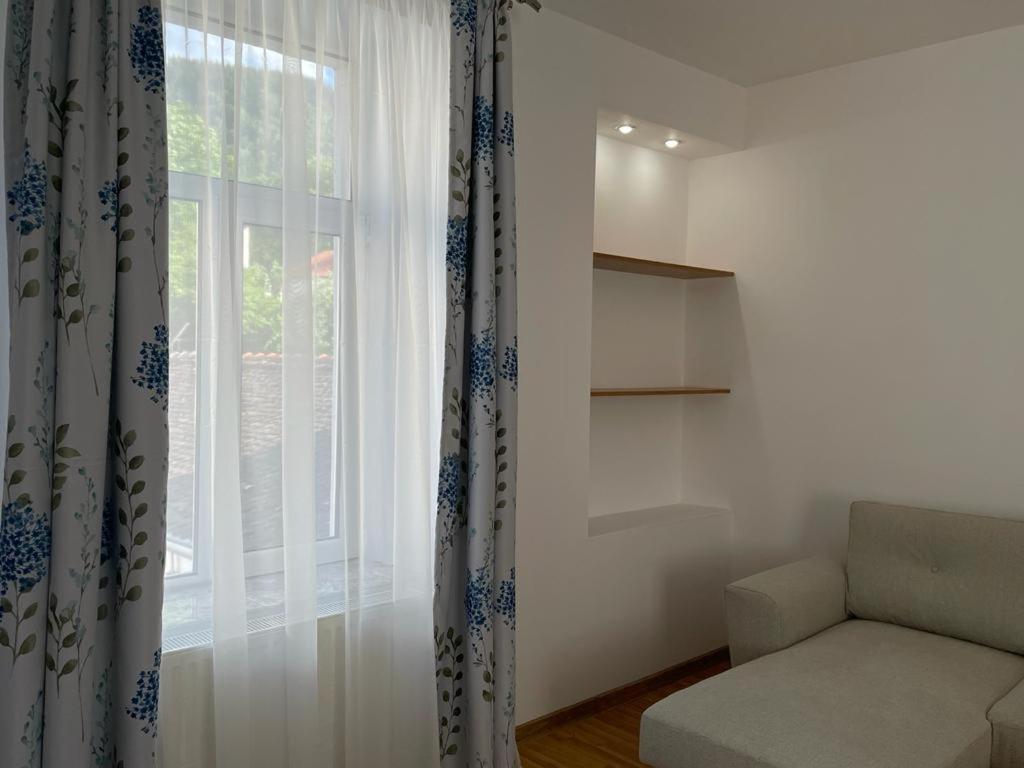 Easy Living Apartments - Old Town Brasov Bagian luar foto